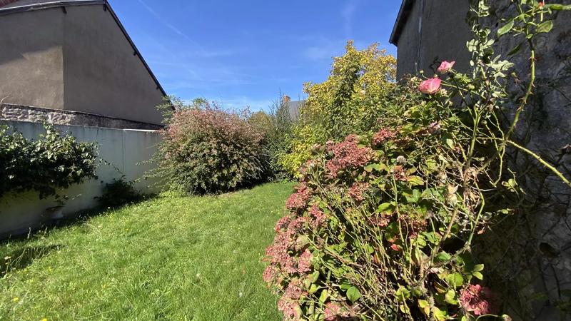 Maison - 343 m² - 12 pièces