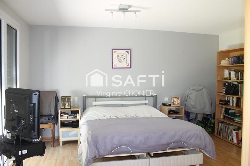 Maison - 256 m² - 6 pièces