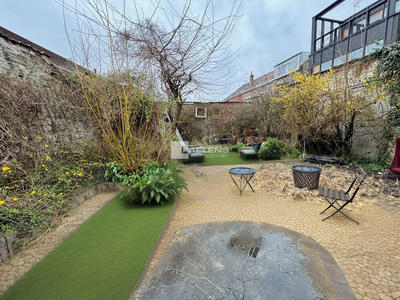 Appartement - 150 m² - 4 pièces