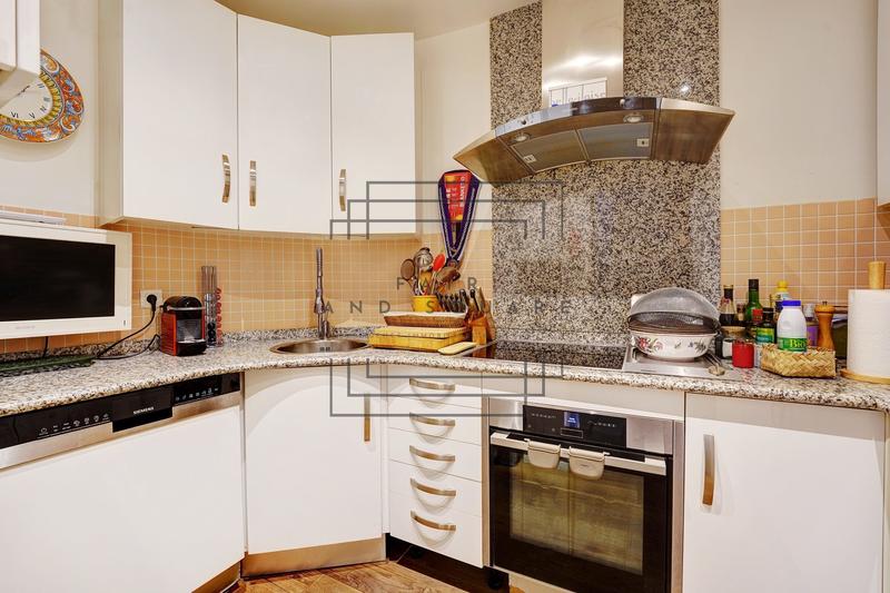 Appartement - 82 m² - 3 pièces