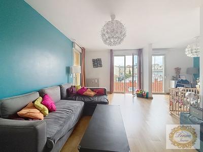 Appartement - 85 m² - 3 pièces