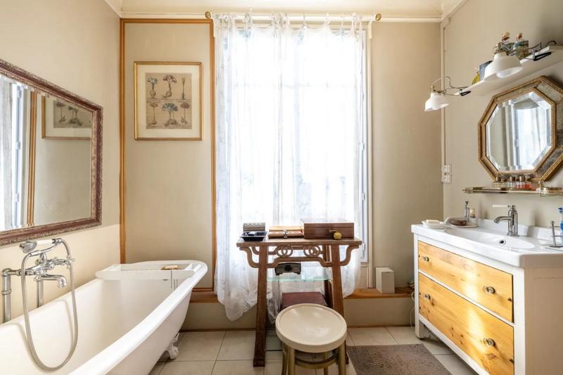 Demeure - 116 m² - 6 pièces