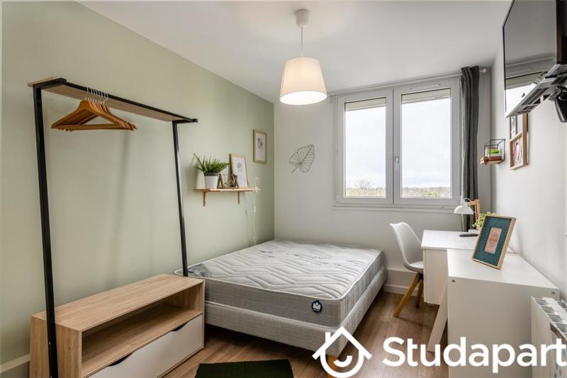 Chambre - 10 m² - 1 pièce