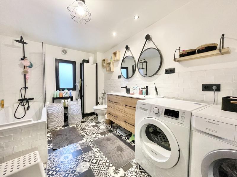 Maison - 89 m² - 3 pièces