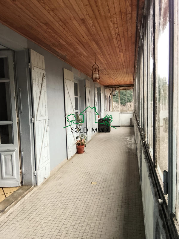 Propriété - 266 m² - 9 pièces