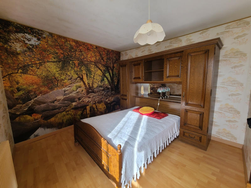 Maison - 134 m² - 9 pièces