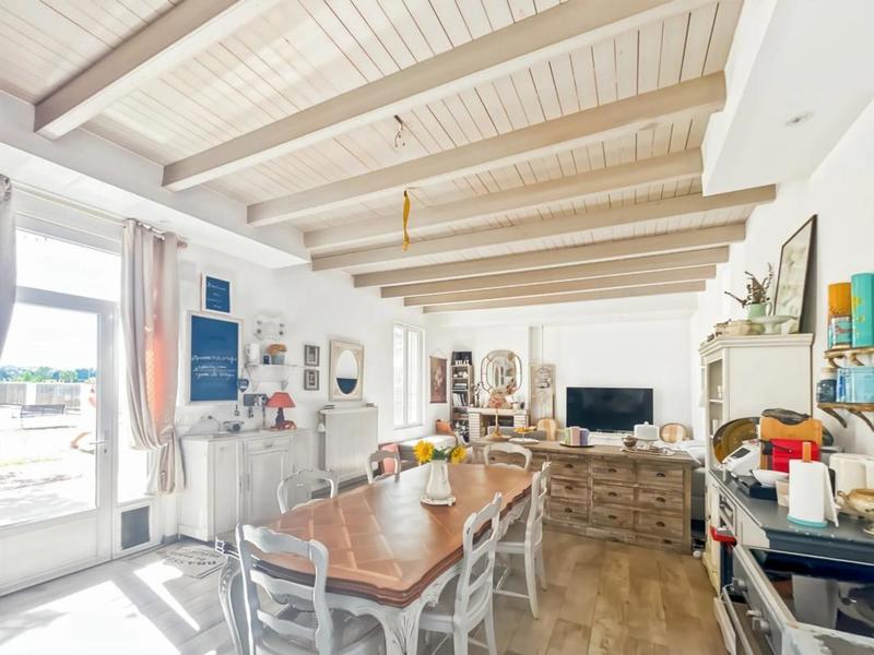 Maison - 100 m² - 5 pièces