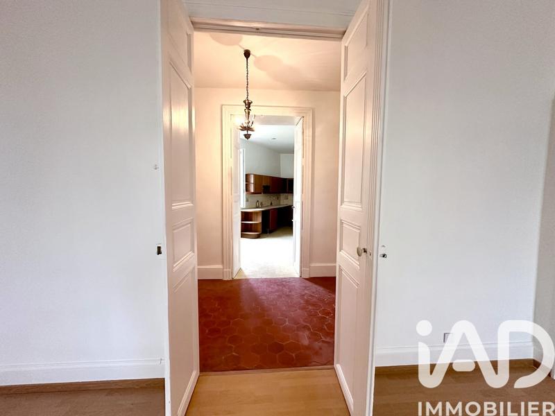 Appartement - 120 m² - 5 pièces