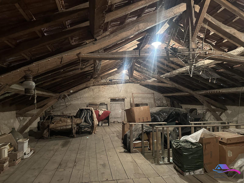 Maison - 160 m² - 8 pièces