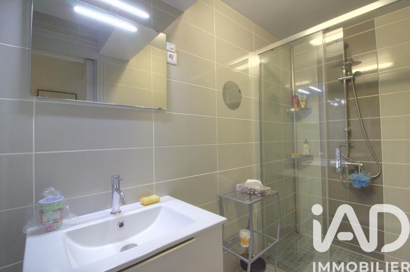 Maison - 210 m² - 7 pièces