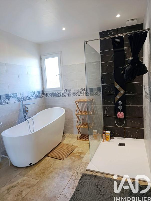 Maison - 144 m² - 5 pièces