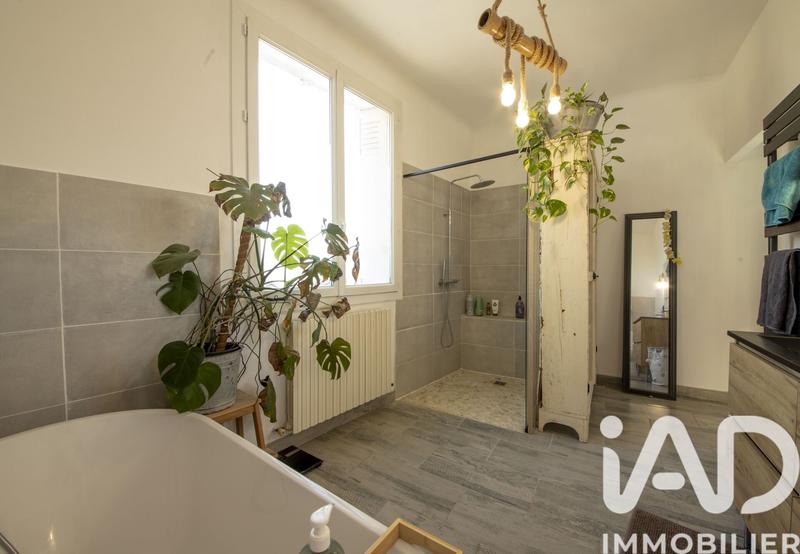 Maison - 137 m² - 5 pièces
