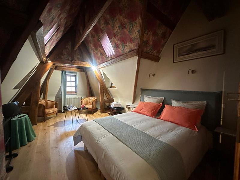 Maison - 268 m² - 8 pièces