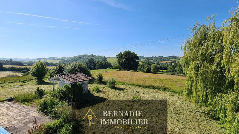 Maison - 200 m² - 4 pièces