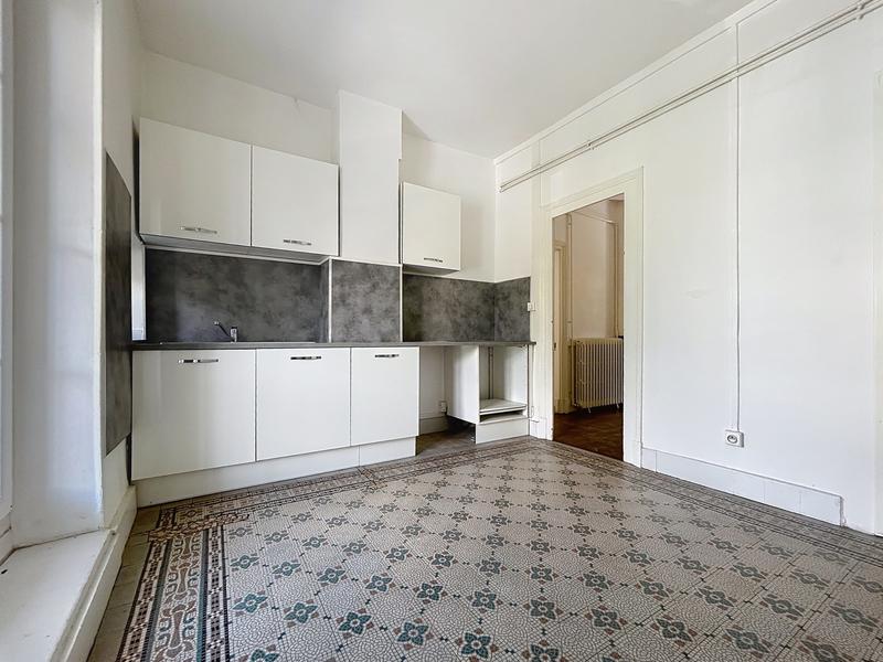 Appartement - 77 m² - 3 pièces