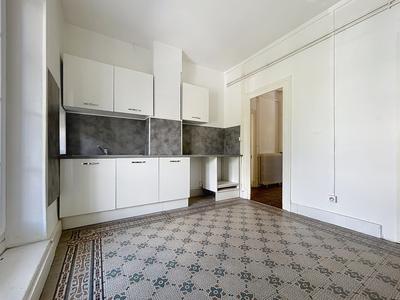 Appartement - 77 m² - 3 pièces