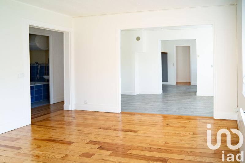 Appartement - 95 m² - 6 pièces