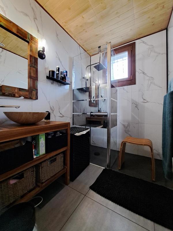 Maison - 90 m² - 5 pièces