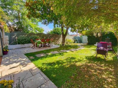 Appartement - 110 m² - 5 pièces