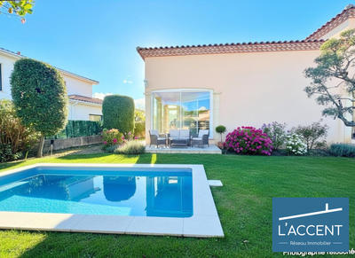 Villa - 240 m² - 7 pièces