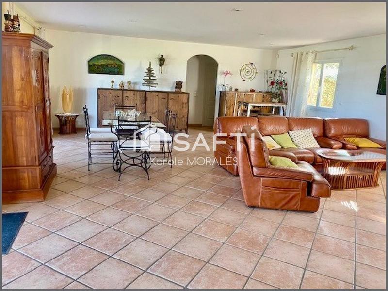 Villa - 230 m² - 6 pièces