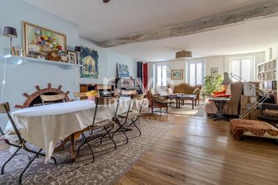 Maison de village - 183 m² - 9 pièces