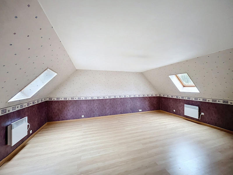 Maison - 140 m² - 4 pièces