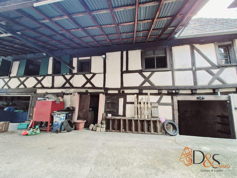 Maison ancienne - 530 m² - 15 pièces