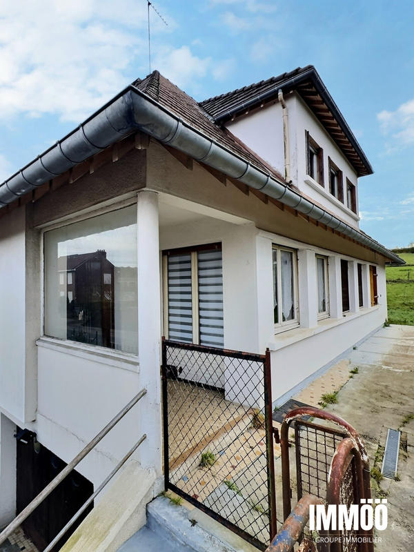 Maison traditionnelle - 135 m² - 6 pièces