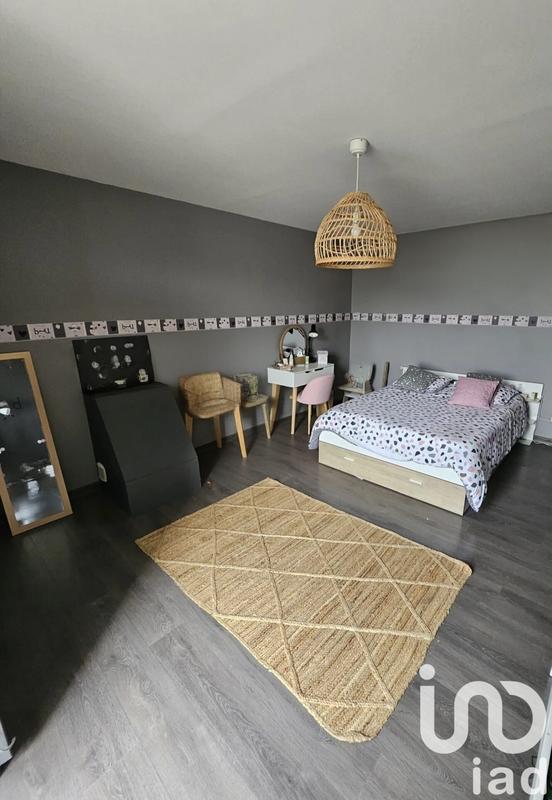 Maison - 287 m² - 8 pièces