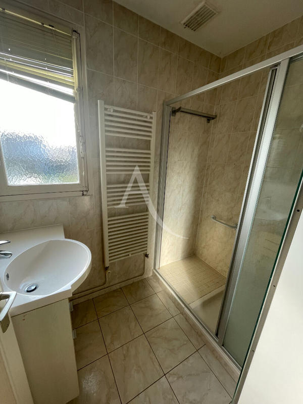 Maison - 97 m² - 5 pièces