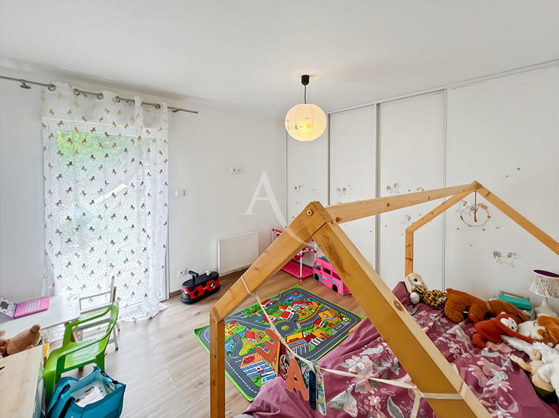 Maison - 90 m² - 3 pièces