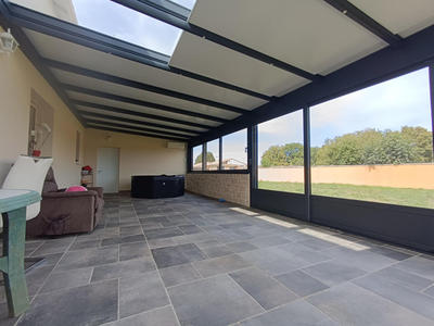 Maison - 183 m² - 8 pièces