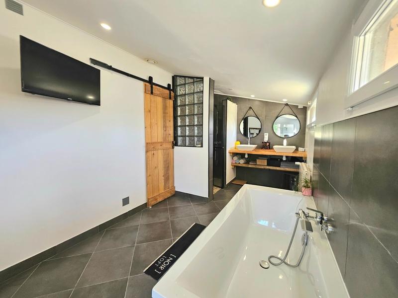 Maison - 139 m² - 6 pièces