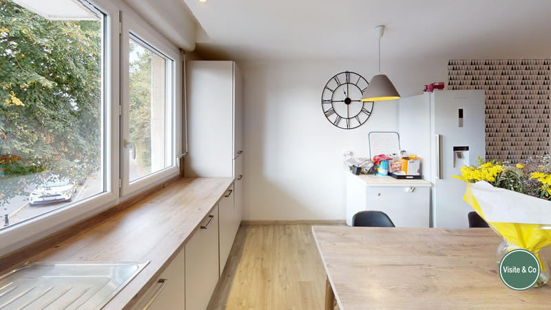 Appartement - 103 m² - 6 pièces