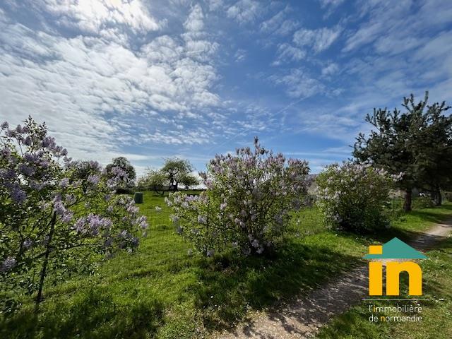 Demeure - 220 m² - 9 pièces