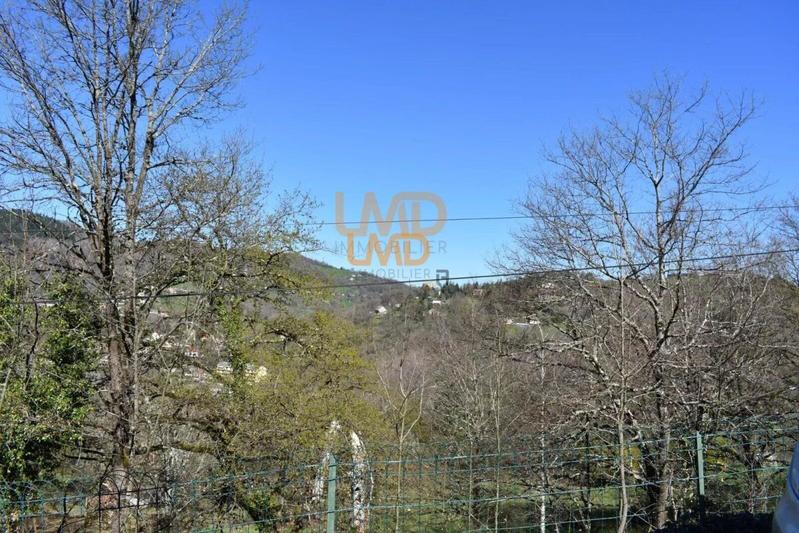 Maison - 114 m² - 6 pièces