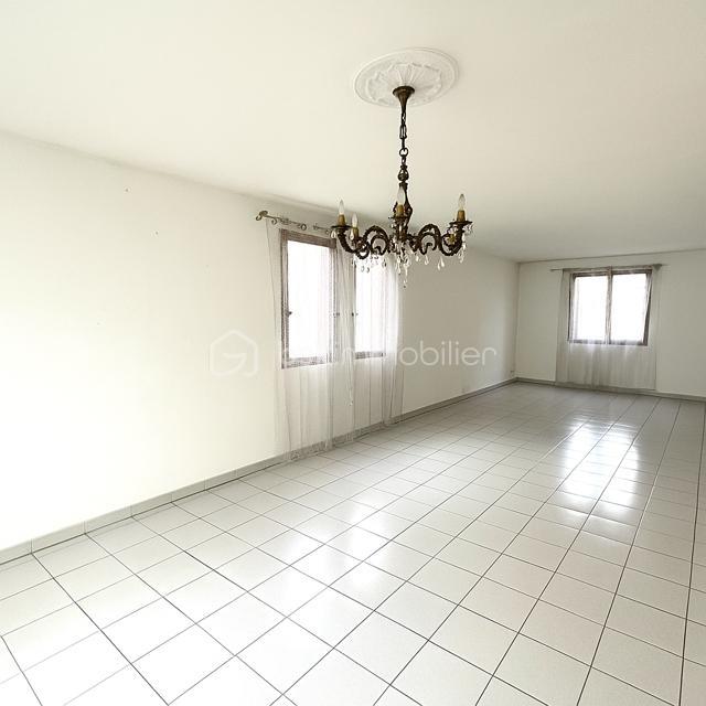 Maison - 127 m² - 5 pièces