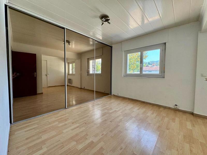 Maison - 175 m² - 5 pièces