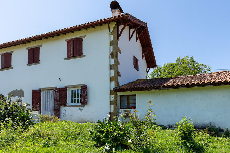 Maison - 142 m² - 7 pièces