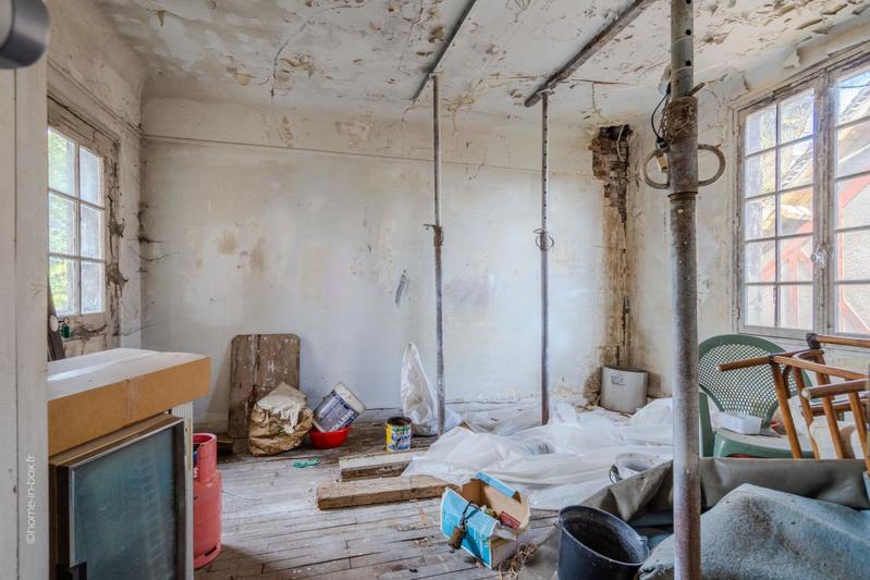 Propriété - 300 m² - 5 pièces