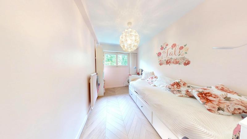 Appartement - 90 m² - 4 pièces