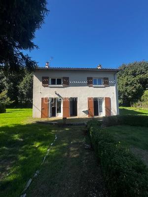 Maison de village - 100 m² - 6 pièces