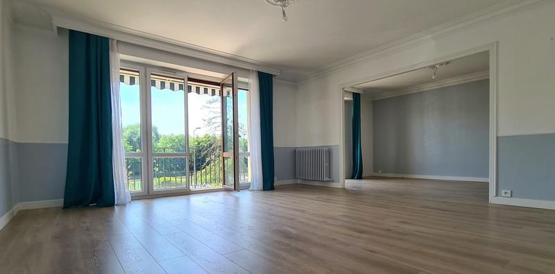 Appartement - 103 m² - 4 pièces