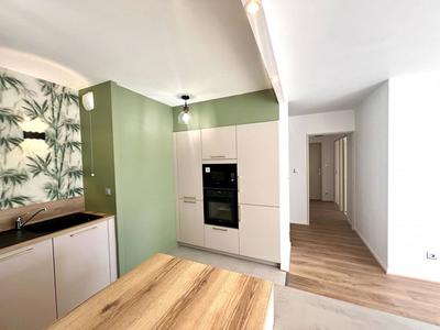 Appartement - 80 m² - 3 pièces