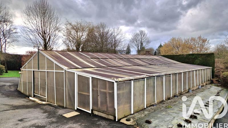 Maison - 198 m² - 6 pièces