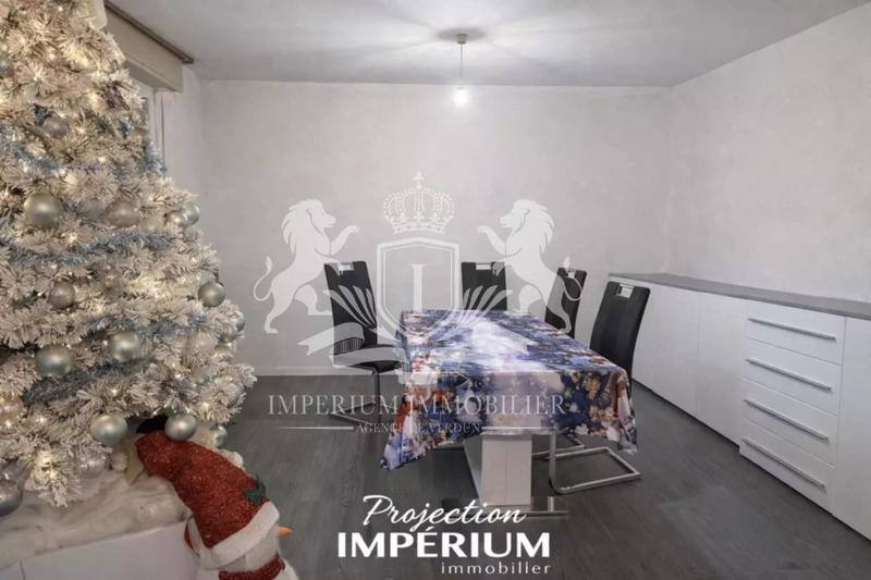 Maison - 138 m² - 5 pièces