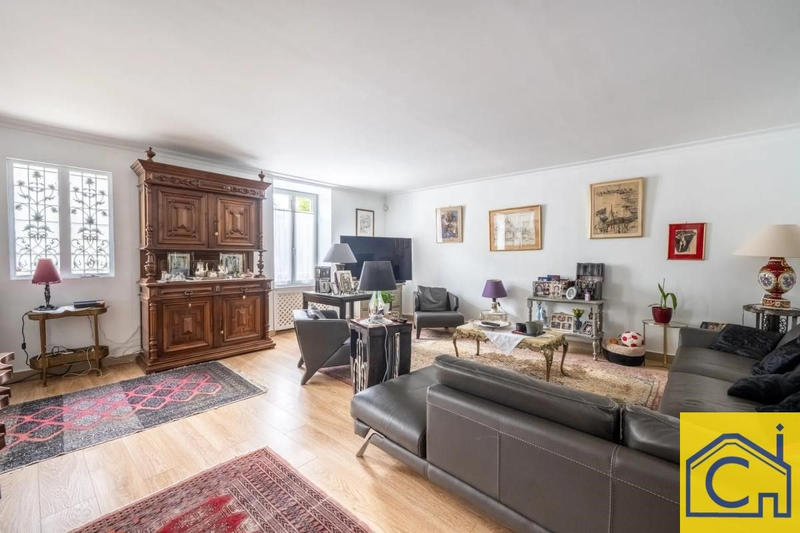 Maison - 176 m² - 5 pièces