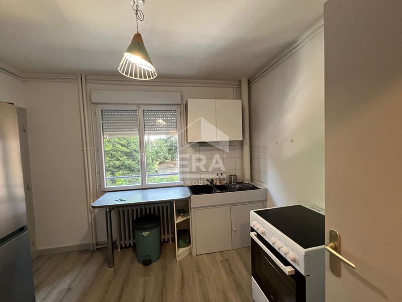 Appartement - 65 m² - 4 pièces