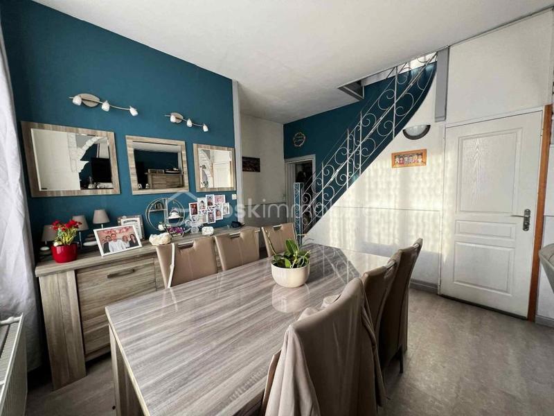 Maison - 111 m² - 5 pièces